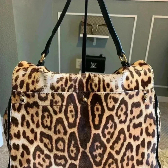 Yves Saint Laurel satchel bag - Picture 5 of 14